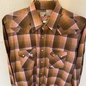 Wrangler Pearl Snap Long Sleeve Western Shirt